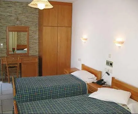 酒店 阿尔戈欧尼公寓 Naxos City
