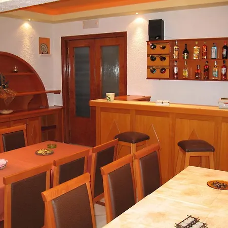 Aegeon Отель Naxos City