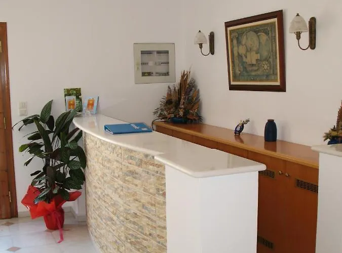 Отель Aegeon Naxos City